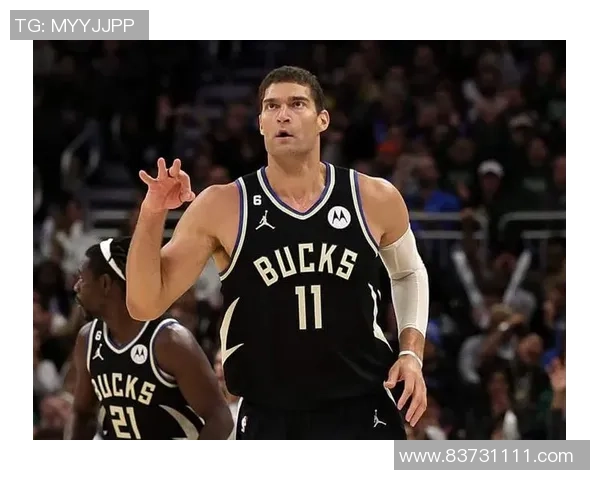 布鲁克洛佩斯的篮球传奇之路与未来发展展望 布鲁克洛佩斯的篮球传奇之路与未来发展展望