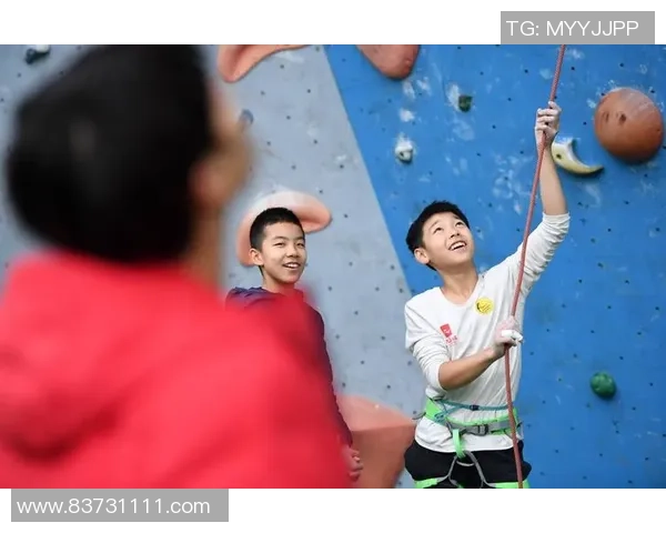 成都攀岩队创下新纪录攀岩耐力排名再创新高引发广泛关注MBA